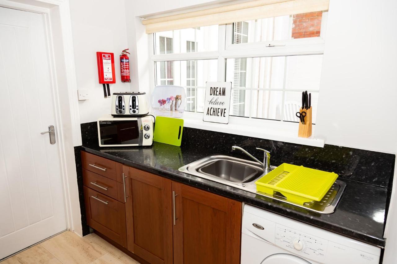 Alexander Apartments South Shields Jarrow Екстериор снимка